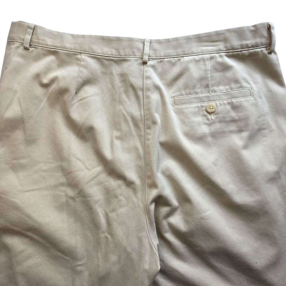 L.L.Bean Classic Fit Cotton Khaki Shorts Adjustable Waist Size 14 Beige - Picture 4 of 12